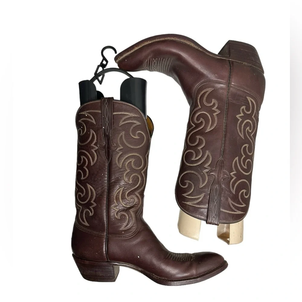 Lucchese men boots size 10B